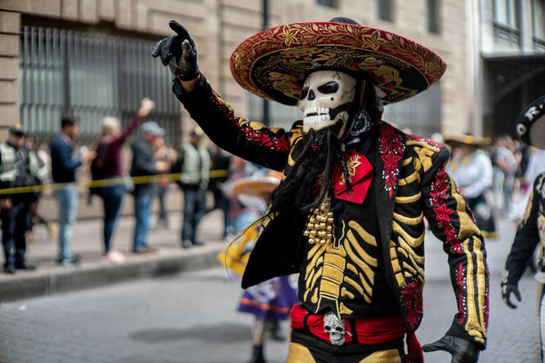 El Día de los Muertos: Celebrating the Day of the Dead